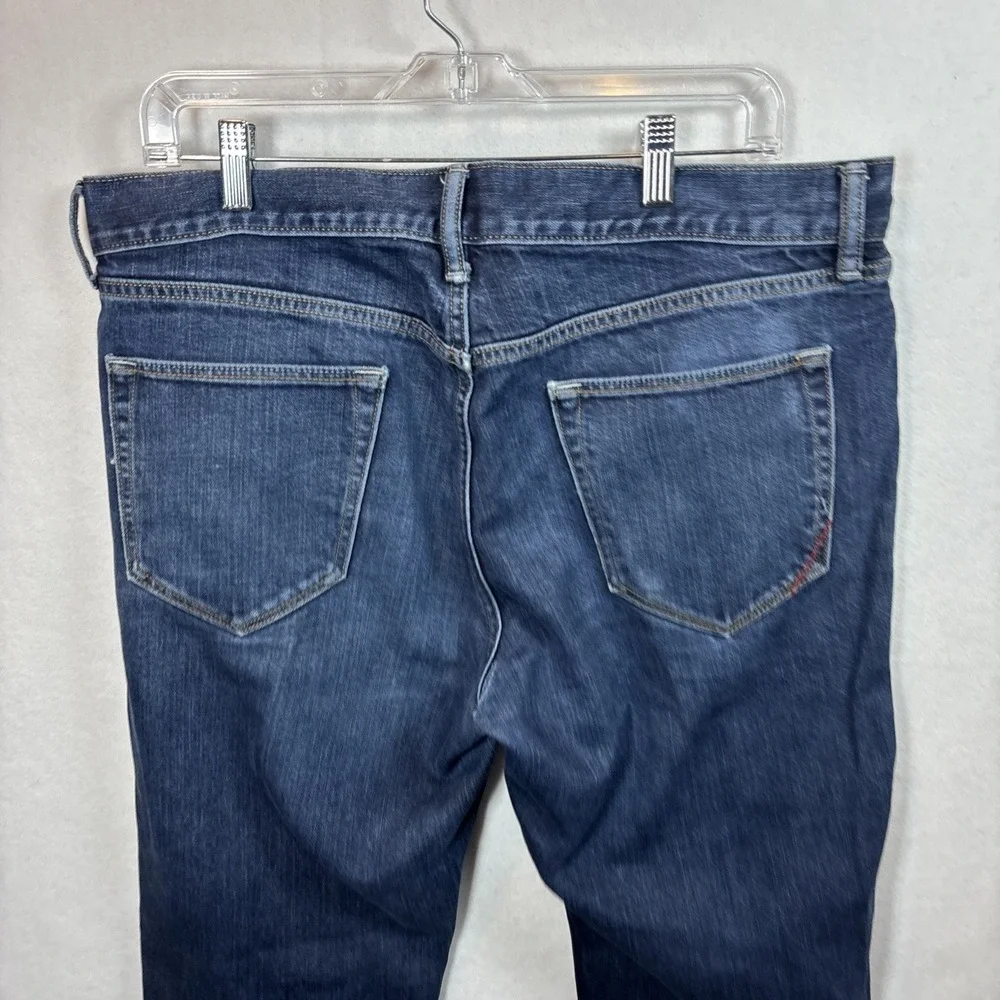 Banana Republic Men's Straight Jean (Fits 34x30) – Dark Wash Mid Rise